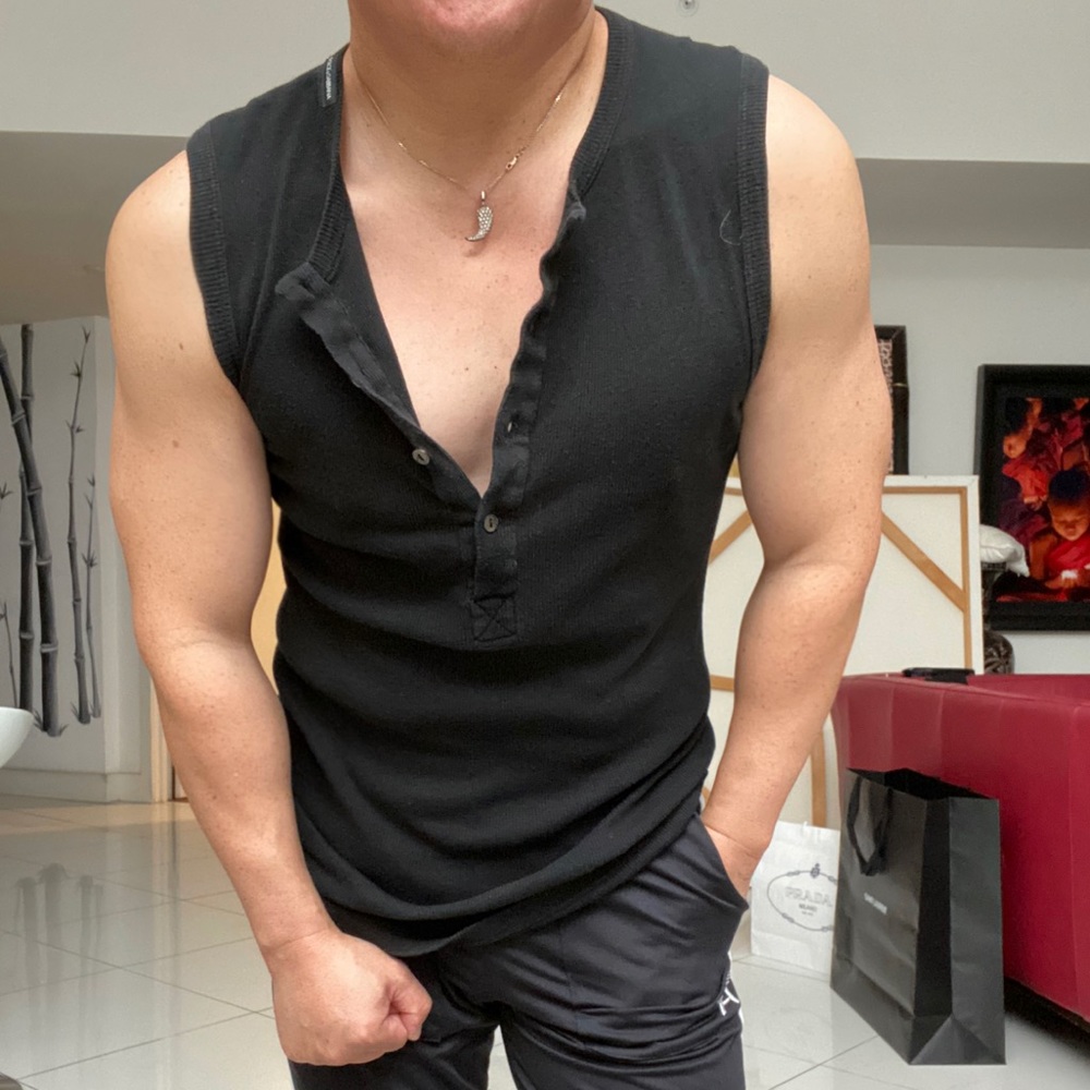 Dolce & Gabbana muscle shirt - Picture 13 of 15